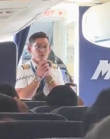 Edgar Macías, piloto de Magnicharters