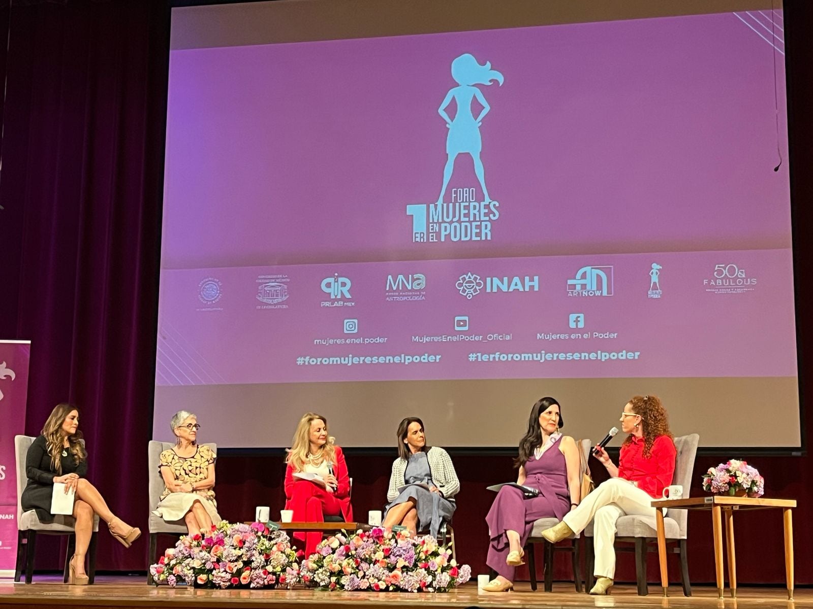 Foro de Mujeres en el Poder