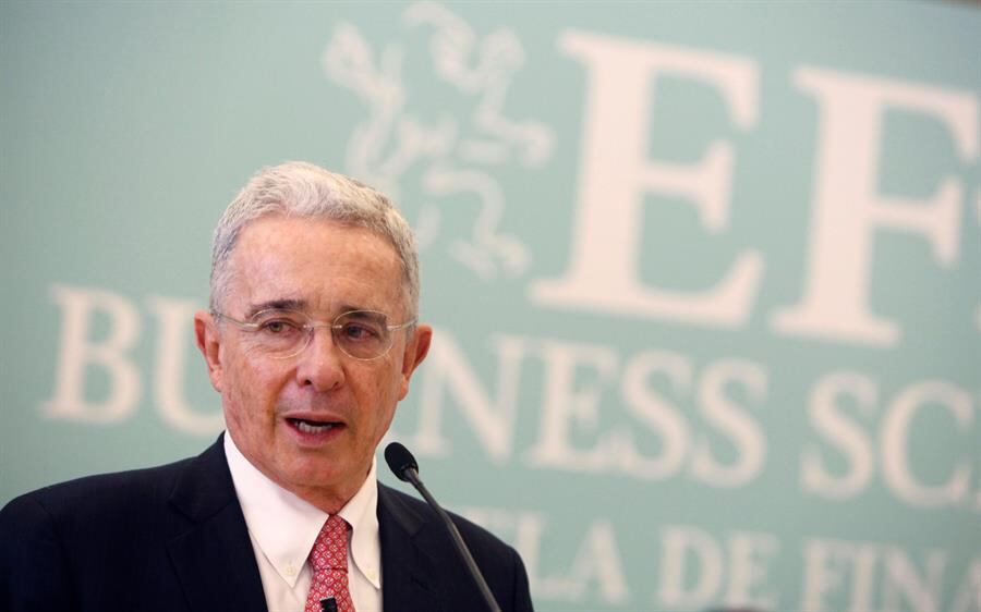 Álvaro Uribe