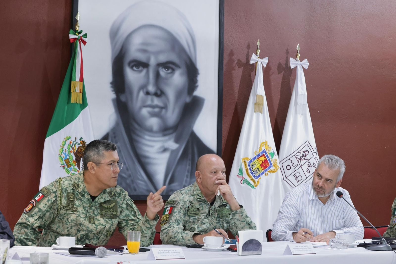 Alfredo Ramírez Bedolla felicita a Oscar Rentería Schazarino por su nombramiento como secretario de Seguridad Pública de Sinaloa