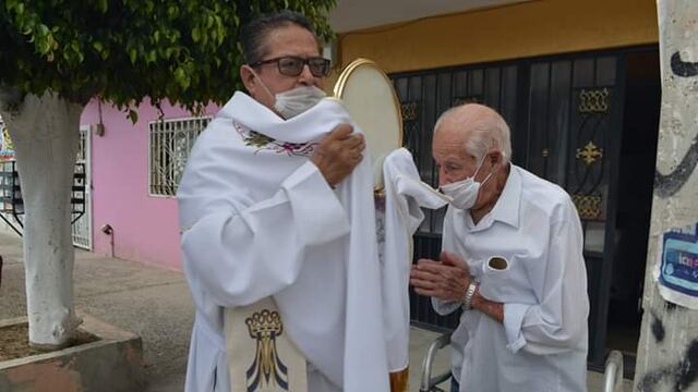Sacerdote Eduardo Hernández.