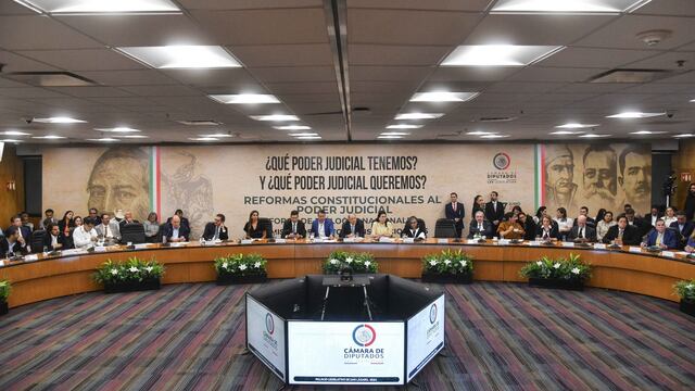 Foro para discutir la reforma al Poder Judicial.