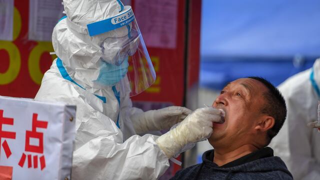 Prueba de Covid-19 en Shulan