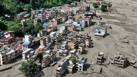 Isha Foundation, una de las organizaciones con más afectados por la riada en Nepal