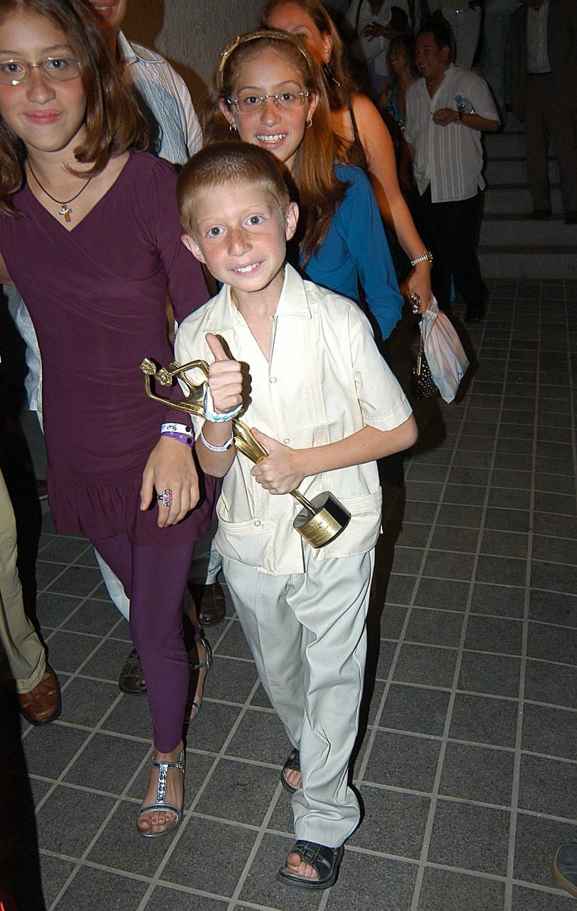 Octavio Ocaña y sus hermanas, Bertha y Ana Lucía.