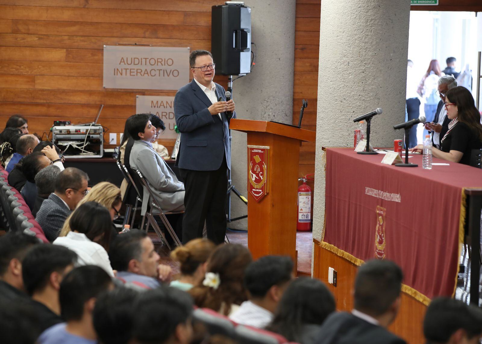 Felipe de la Mata Pizaña presenta la conferencia “La Reforma Judicial en México” en la Cátedra TEPJF 2025 de la UATx