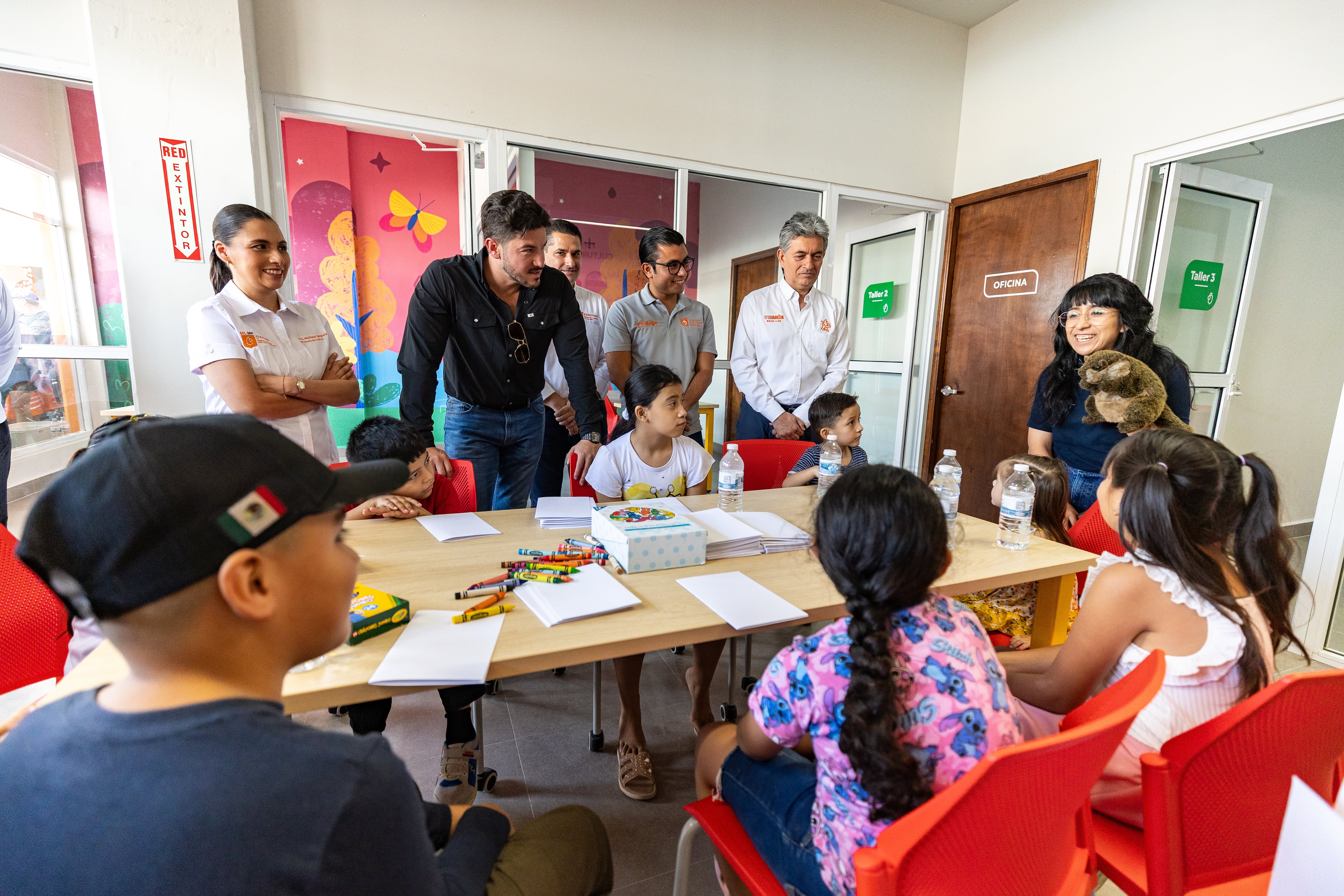 Samuel García inaugura primera fase del Macrocentro Comunitario.