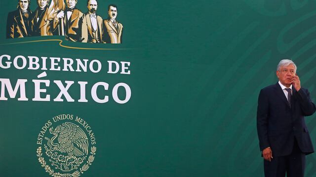 Andrés Manuel López Obrador. Negativa a privatización.