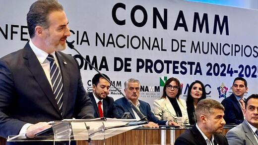 Adrián de la Garza destaca trabajo conjunto con Claudia Sheinbaum como presidente de CONAMM