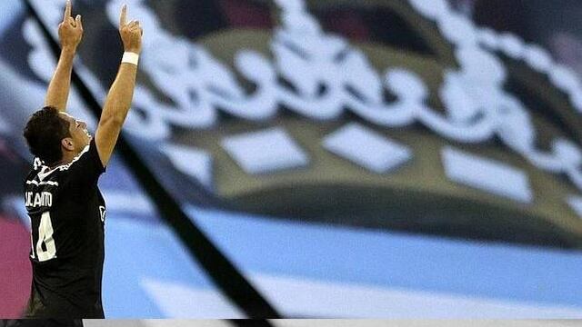 VIDEO: Admirable, Chicharito le regala su camiseta a joven minusvalido