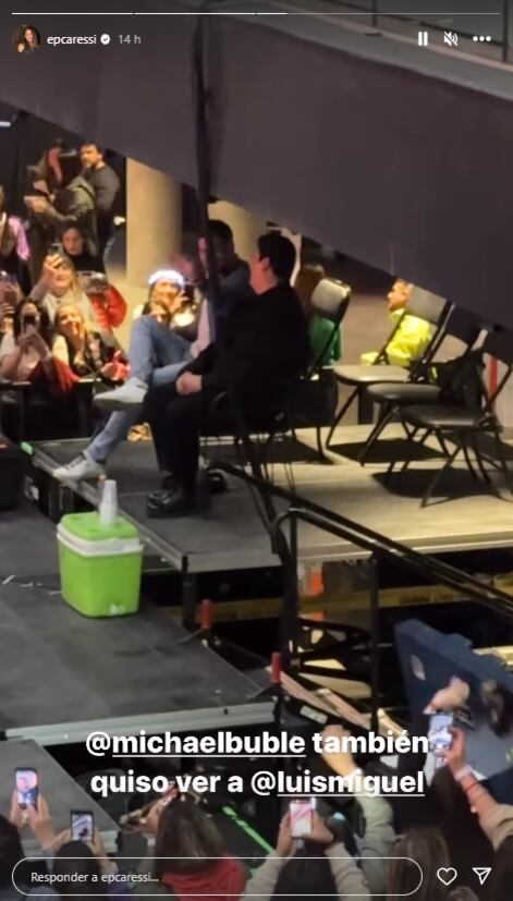 Captan a Michel Bublé en el concierto de Luis Miguel en Argentina.