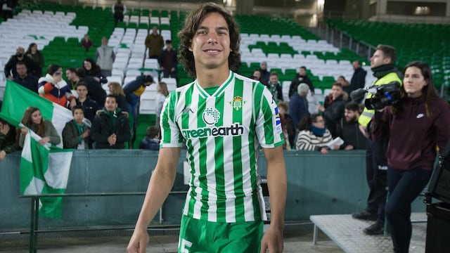 Diego Lainez.