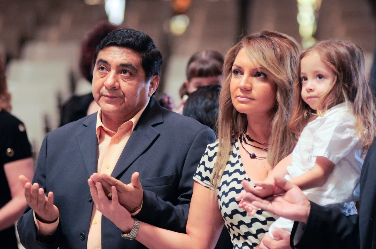 Carlos Bonavides y su esposa Yodi Marcos.
