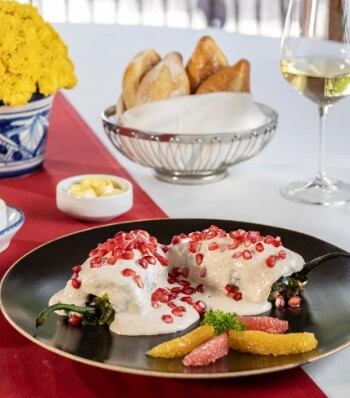 Chile en Nogada en Hacienda de los Morales