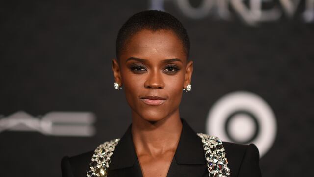 Letitia Wright y el conmovedor homenaje que dedicó a Chadwick Boseman en el estreno de Black Panther Wakanda Forever