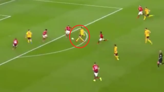 Jiménez dio una gran asistencia para Diogo Jota