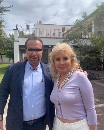 Luis Oswaldo Espinoza Marín y Carla Estrada