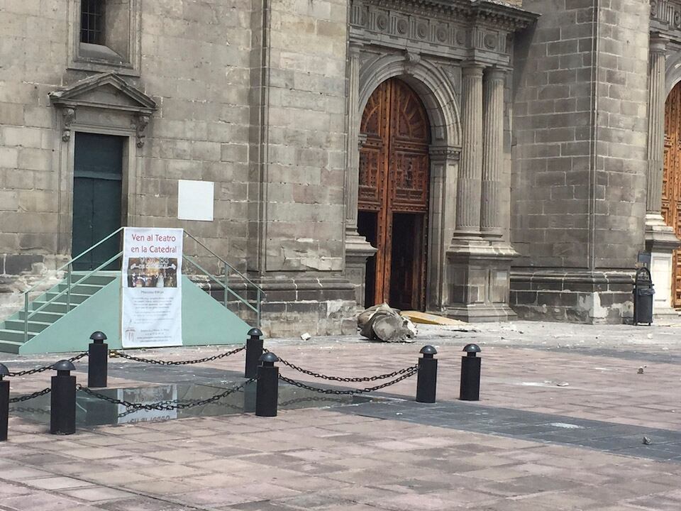 Daños en Catedral Metropolitana por sismo de 2017