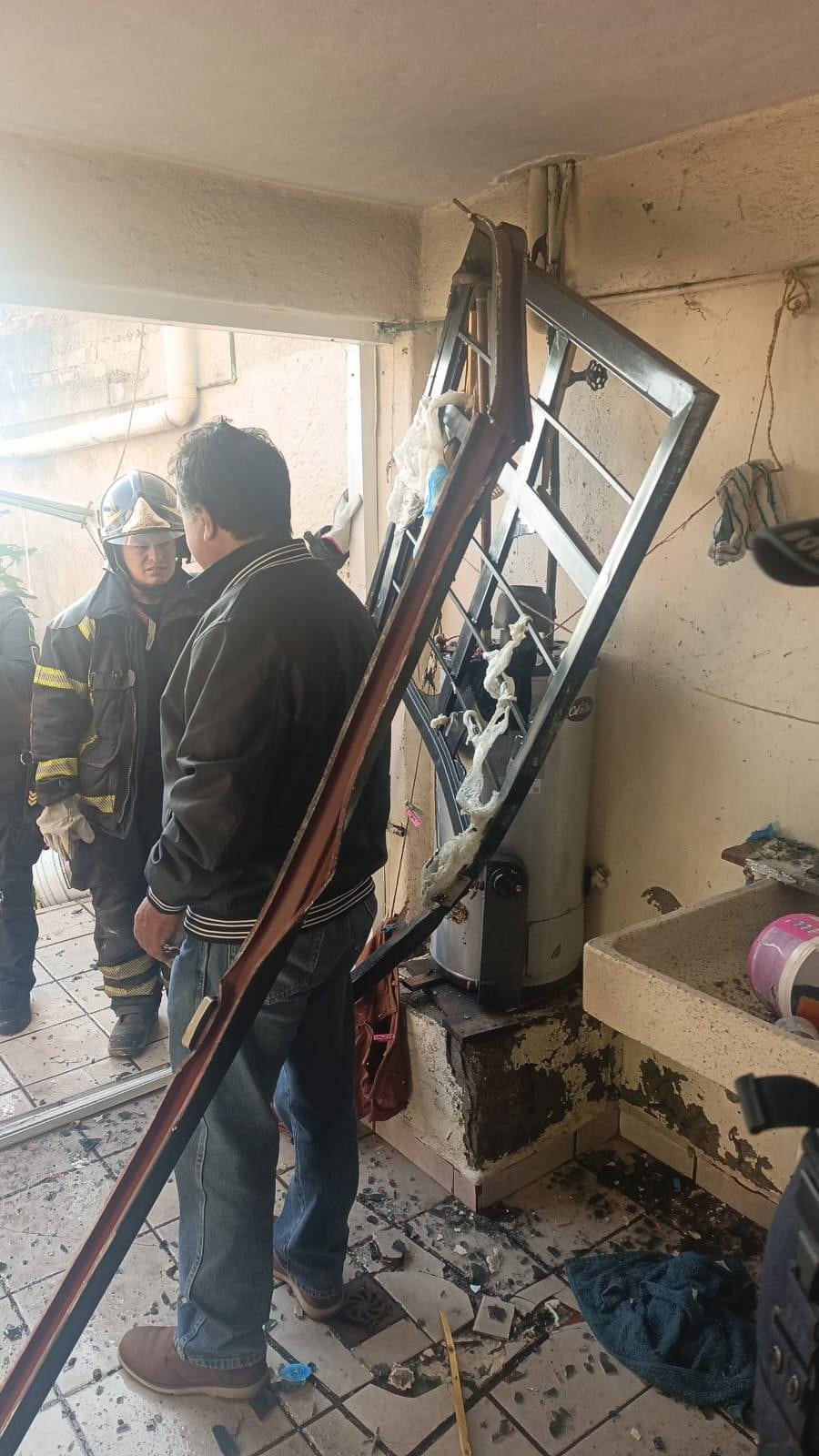 Explosión en pipa de gas causa alarma y evacuación en Lindavista