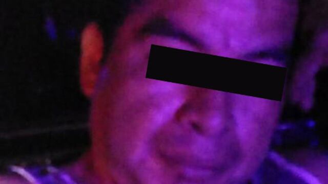 El policía fue detenido.