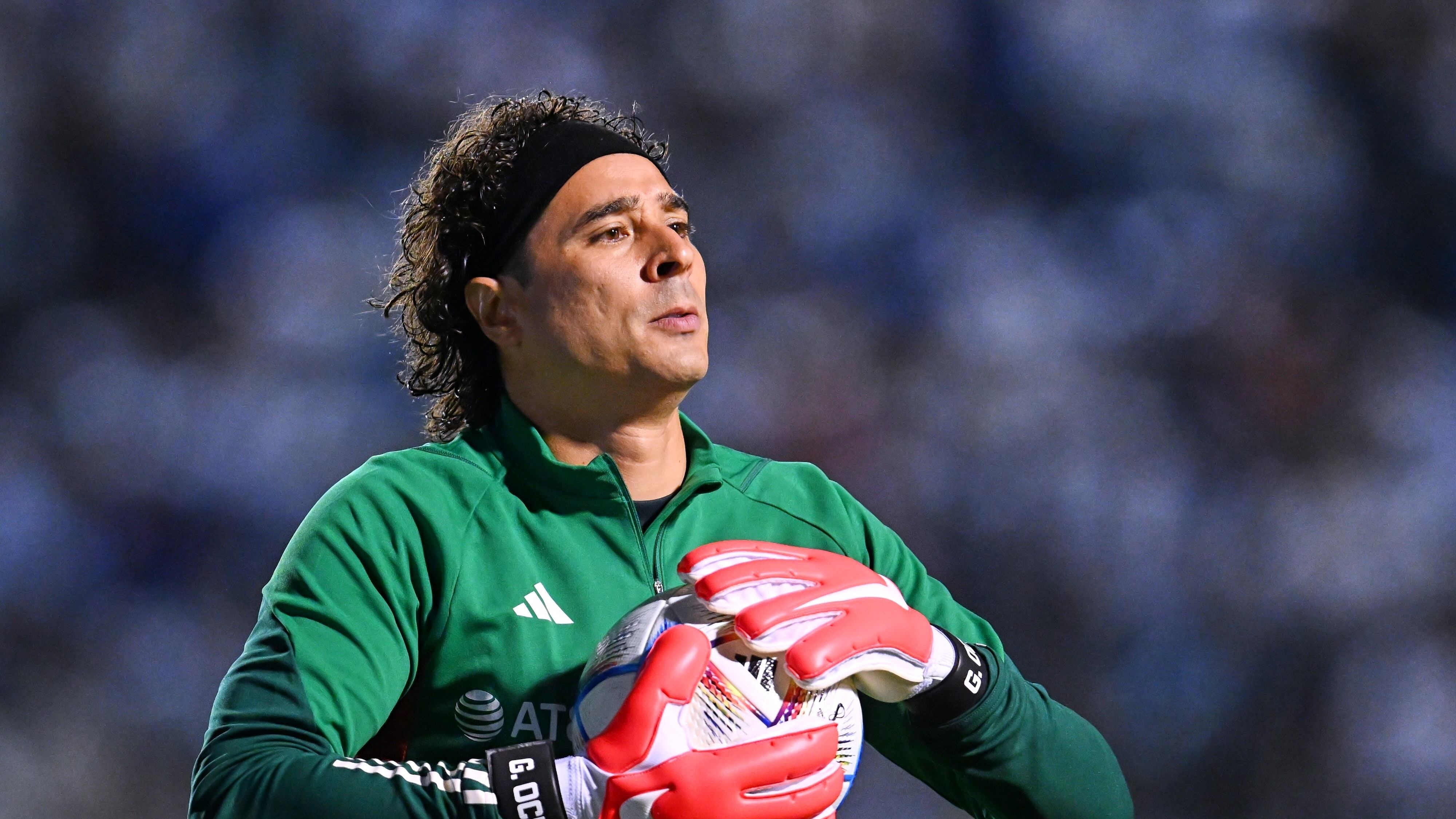 Así se juega al futbol en la modesta y exótica Liga de Chipre, la nueva casa de Memo Ochoa