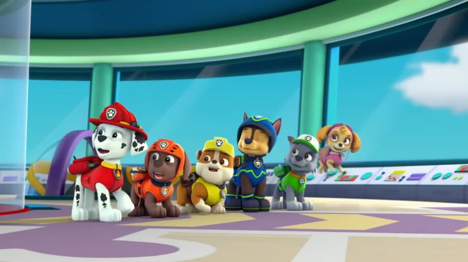 Rubble de Paw Patrol encontrando cosas perdidas