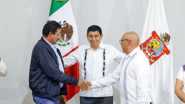 Firman convenio de paz San Miguel El Grande y Llano de Guadalupe