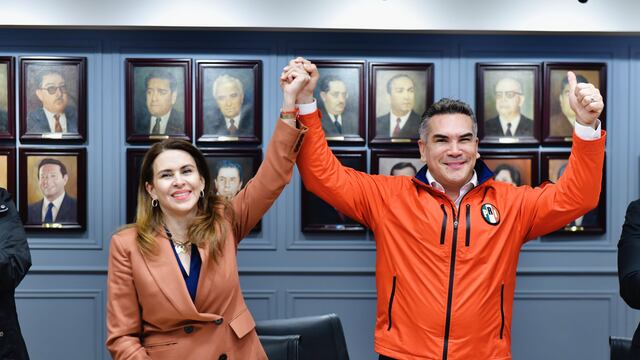 Alejandro Moreno y Carolina Viggiano