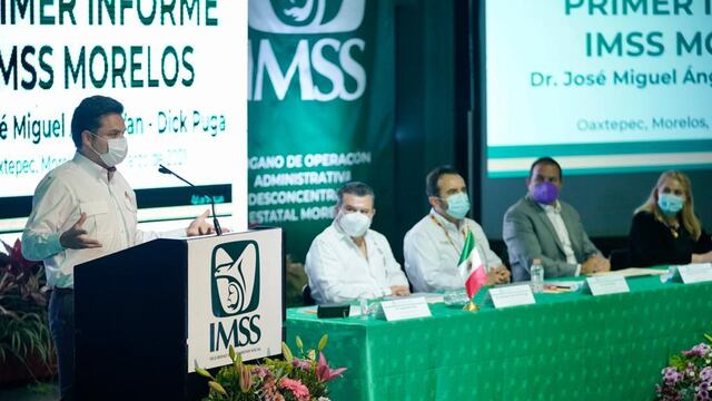 Zoé Robledo, titular del IMSS