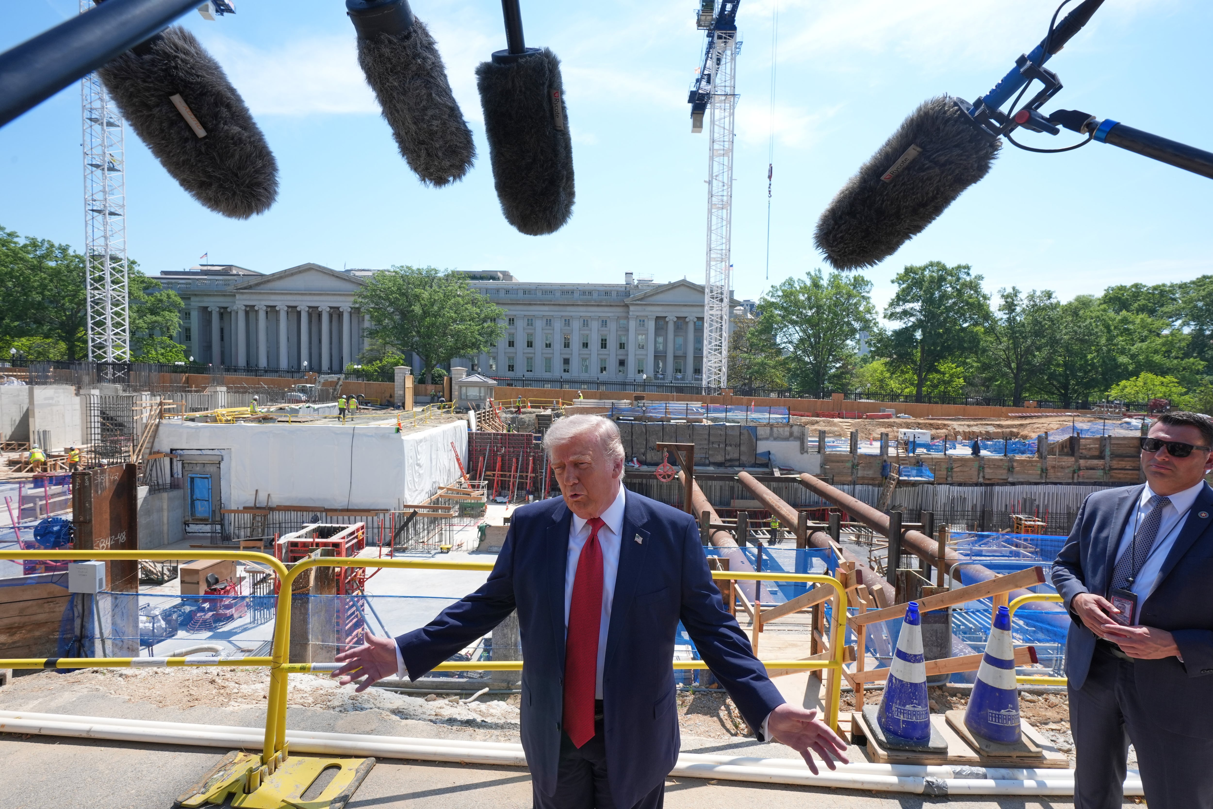 Trump abre puerta a acuerdo con Cuba sin cambio de régimen