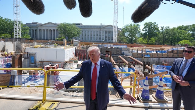 Trump abre puerta a acuerdo con Cuba sin cambio de régimen