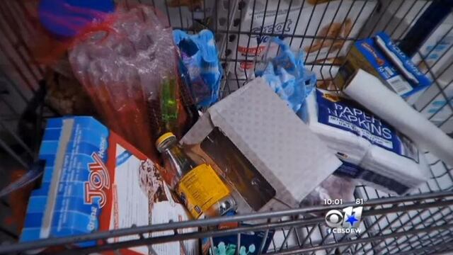 Un chico de 14 escapó de casa y se fue a vivir a un Walmart