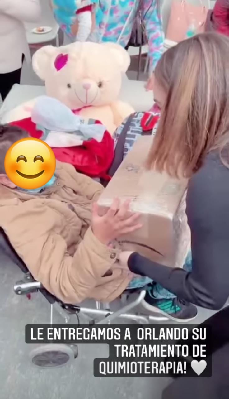 Belinda entrega quimioterapias