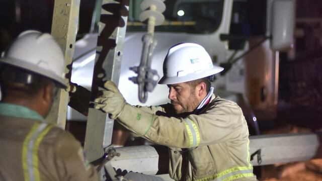 Restablecimiento de luz en Acapulco, por CFE