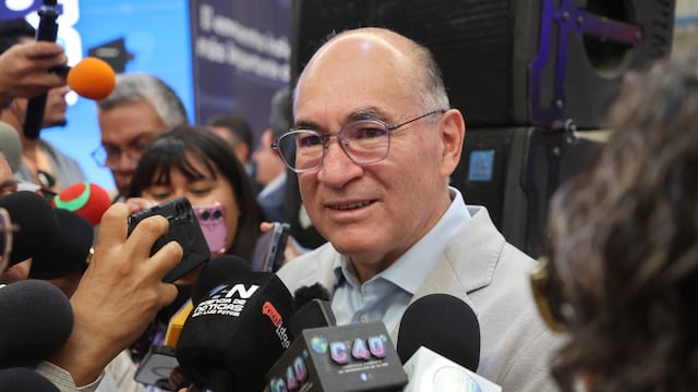 Enrique Galindo anuncia inversión para rehabilitar vialidades.