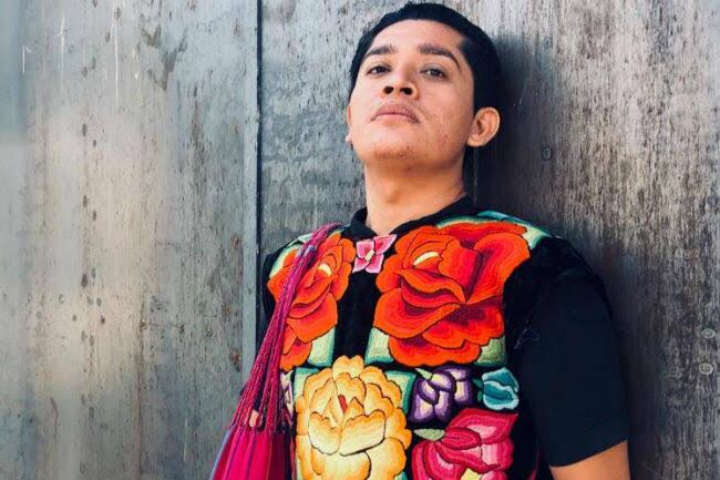 ¿Quién es Elvis Guerra? El diseñador y artesano muxe que vistió a Sheinbaum