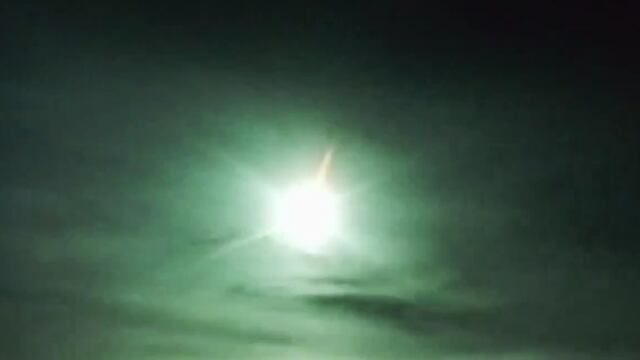 El video del asteroide que ardió en el cielo de Filipinas