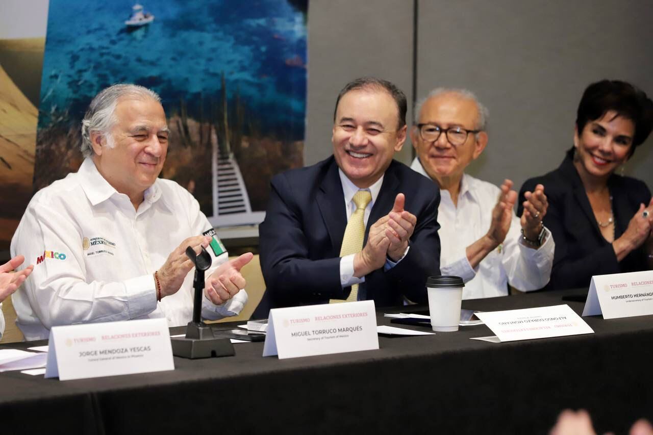 Alfonso Durazo  se reúne en Arizona