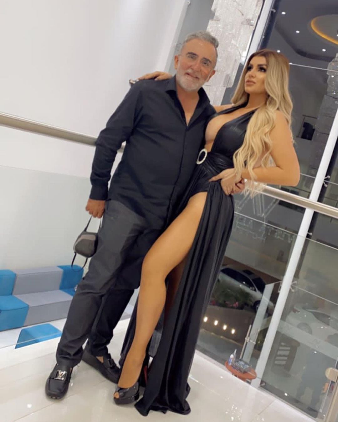 Vicente Fernández Jr. y Mariana González