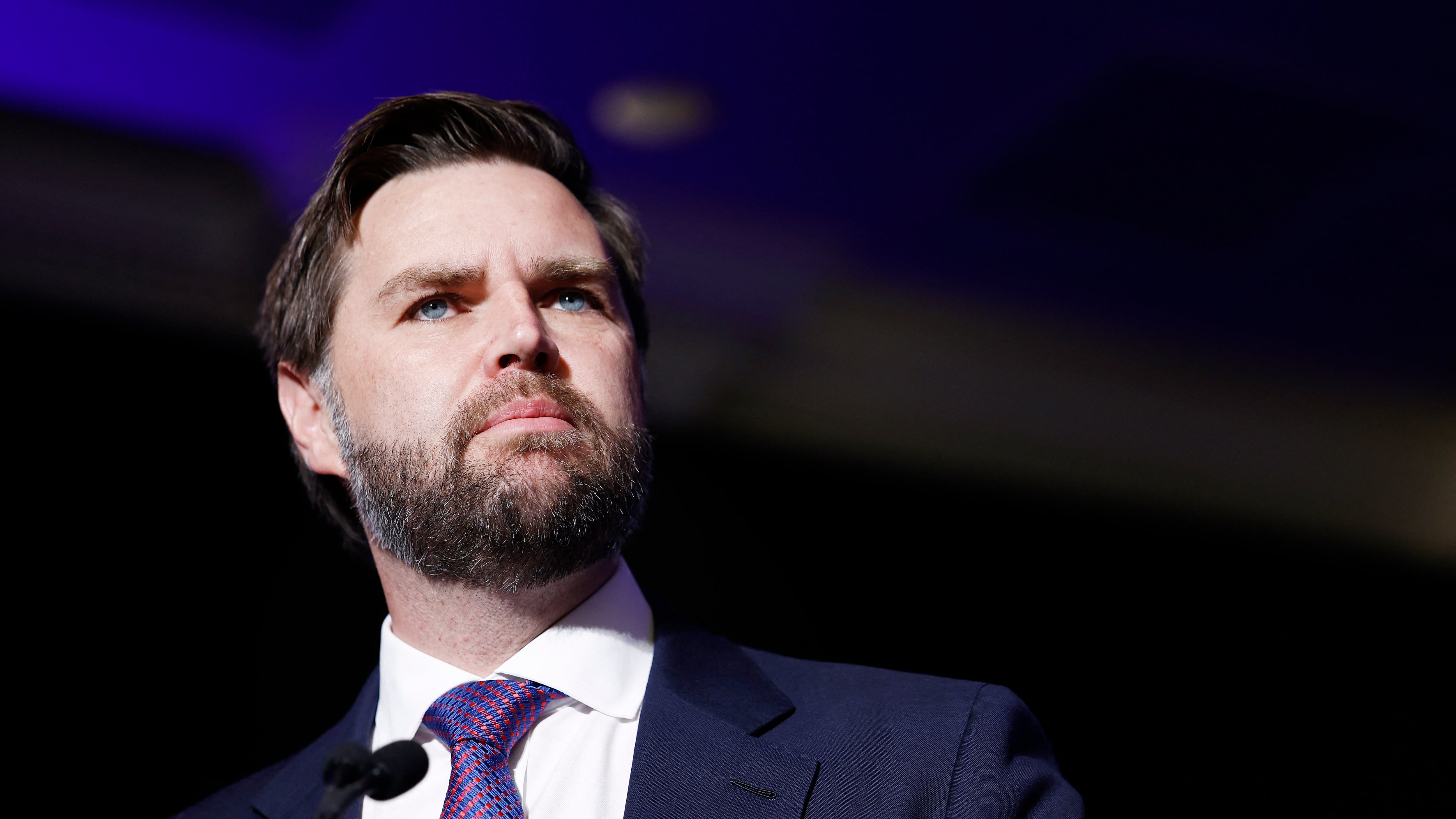 Casa Blanca rechaza ataques nucleares contra Irán tras propuesta de J. D. Vance