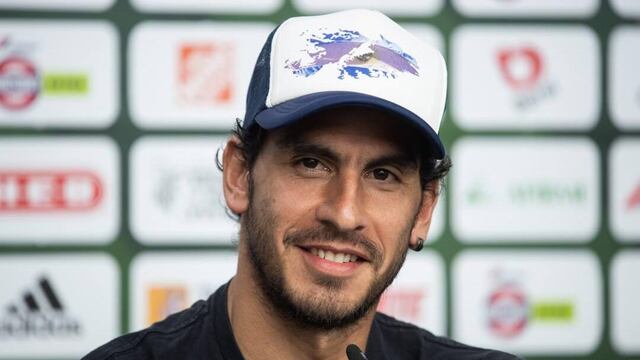 Nahuel Guzmán en conferencia de prensa.