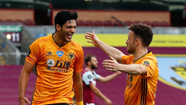 Raúl Jiménez con Wolverhampton