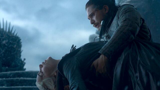 Jon Snow mata a Daenerys Targaryen