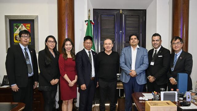 Foxconn en diálogos con Alfonso Durazo