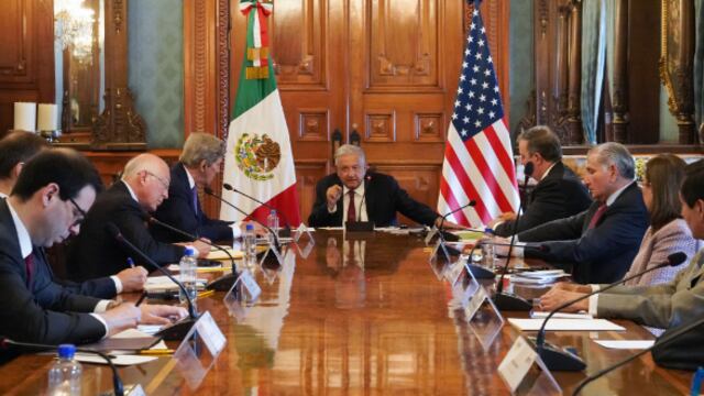 Reunión de AMLO con John Kerry en Palacio Nacional