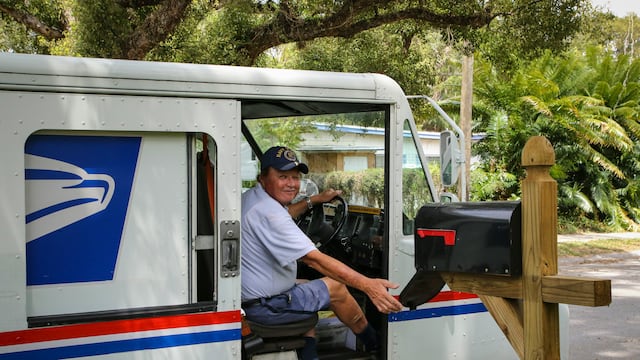 Este 12 de noviembre es el Día del Cartero