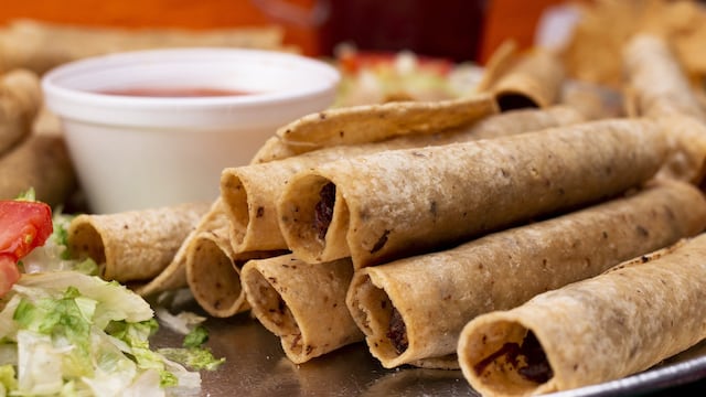 Cenar 2 horas antes de dormir podría aumentar el riesgo de padecer diabetes