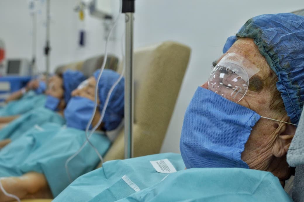 DIF Puebla realiza 60 cirugías gratuitas de cataratas con Iluminando Miradas.