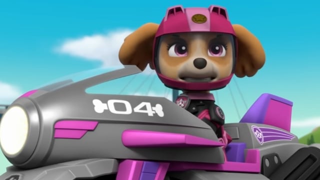 Rescates de Skye en moto con Paw Patrol