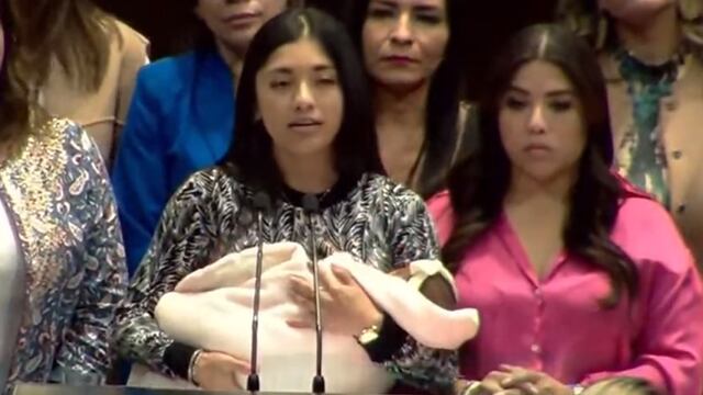 Diputada del PAN sube a tribuna con su bebé